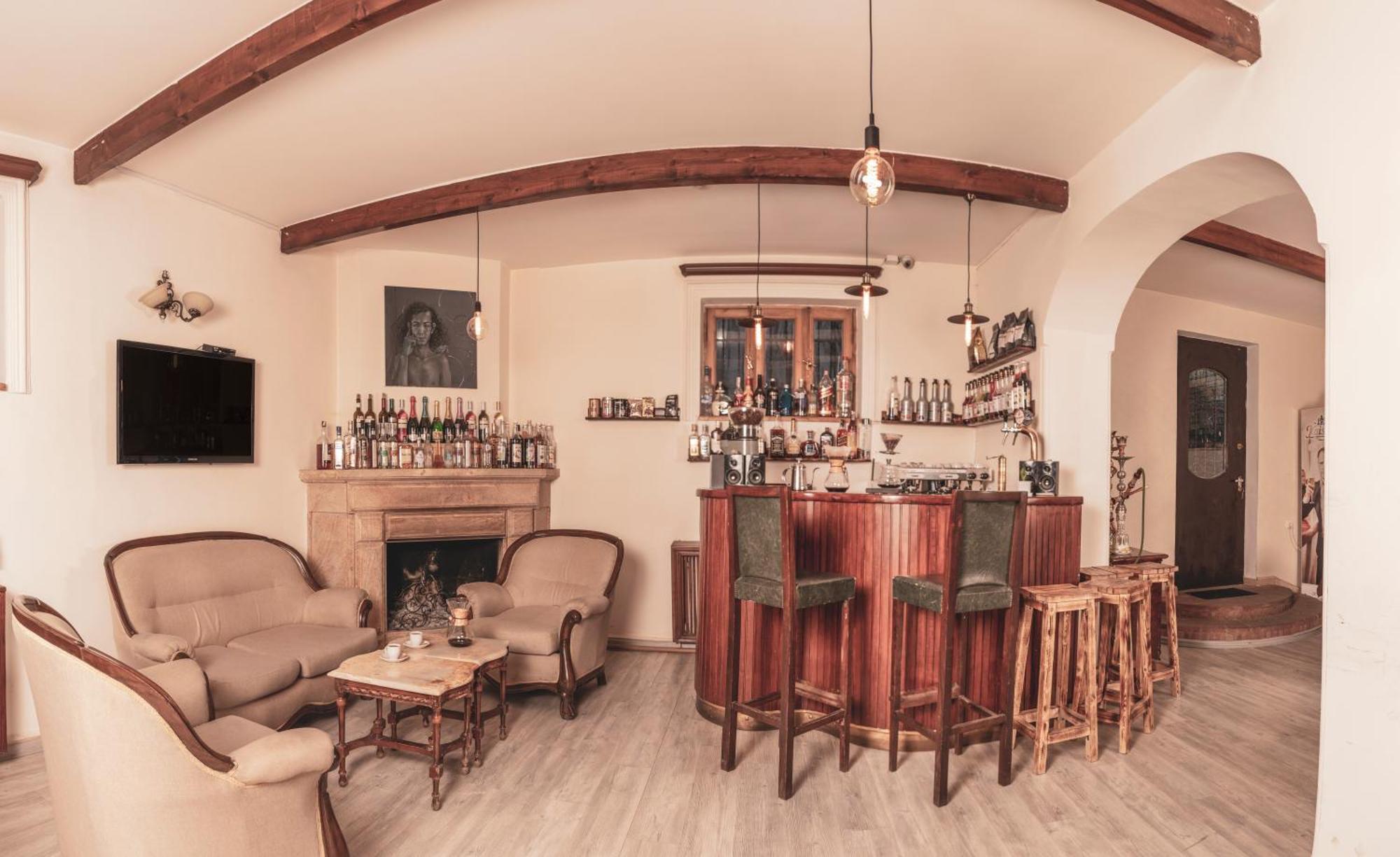 Valeria Hotel ティビリシ エクステリア 写真