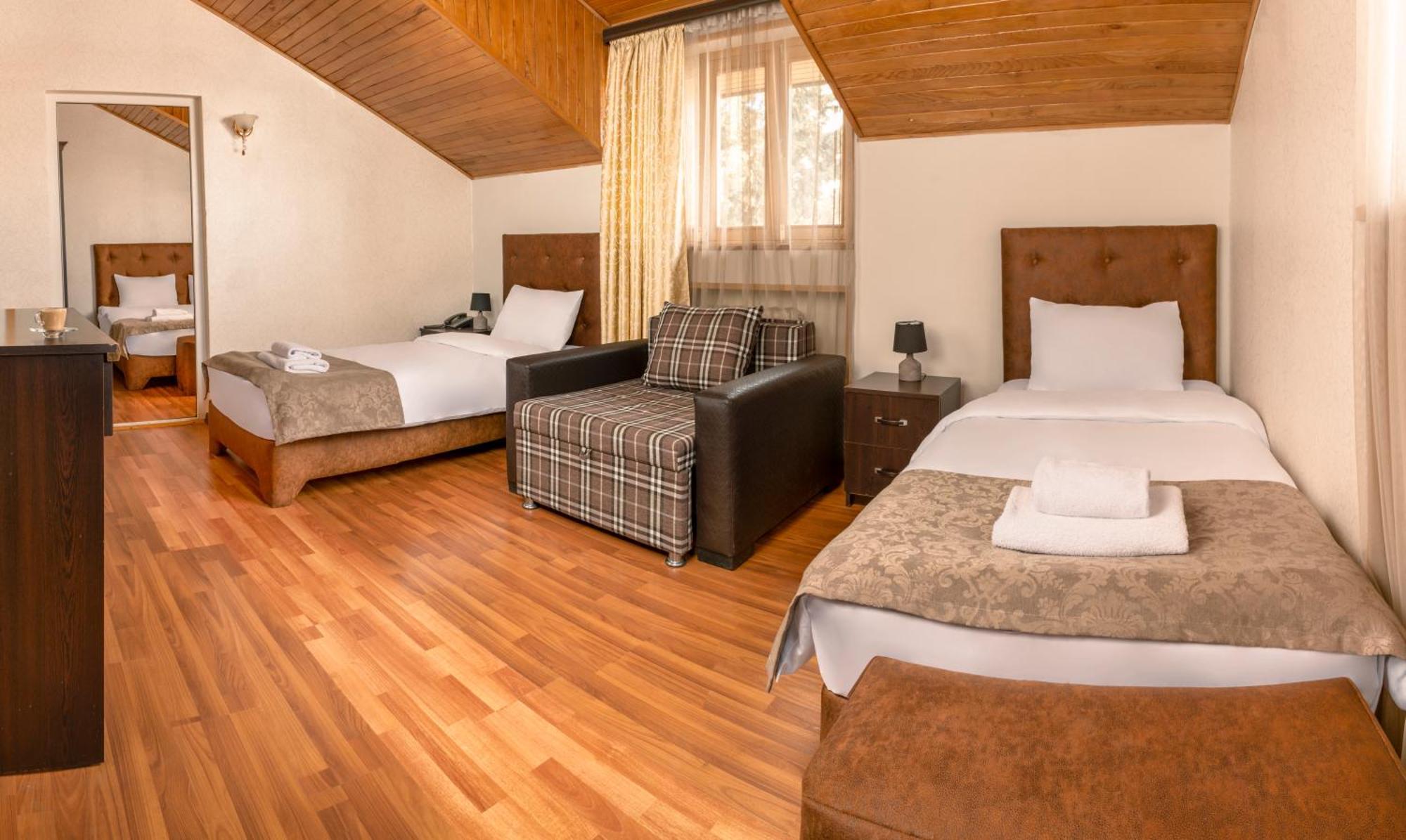 Valeria Hotel ティビリシ エクステリア 写真